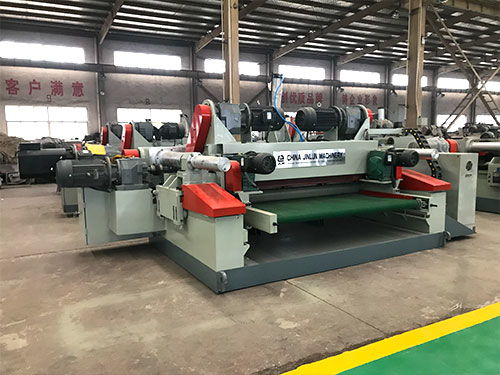 四尺高配旋切機(jī)廠家哪家好 金輪機(jī)械旋切機(jī)